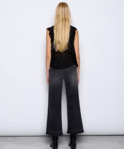 Bonnitimmons.shop48d8f9b86c 4