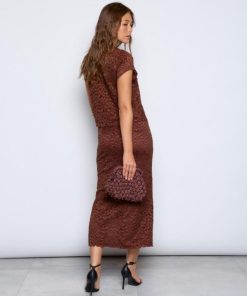 Bonnitimmons.shopf8b8ca81a0 4